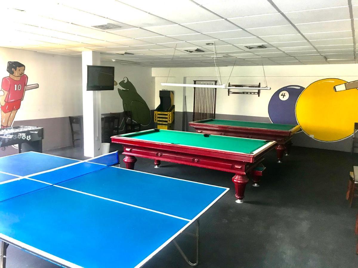 Casa Morales Hotel Internacional Y Centro De Convenciones اباغويه المظهر الخارجي الصورة The table tennis room at the National Training Centre