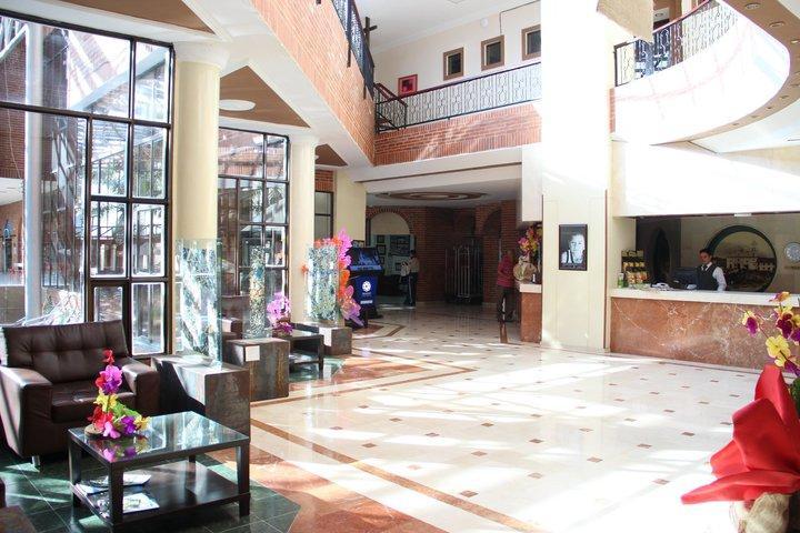 Casa Morales Hotel Internacional Y Centro De Convenciones اباغويه المظهر الخارجي الصورة Lobby