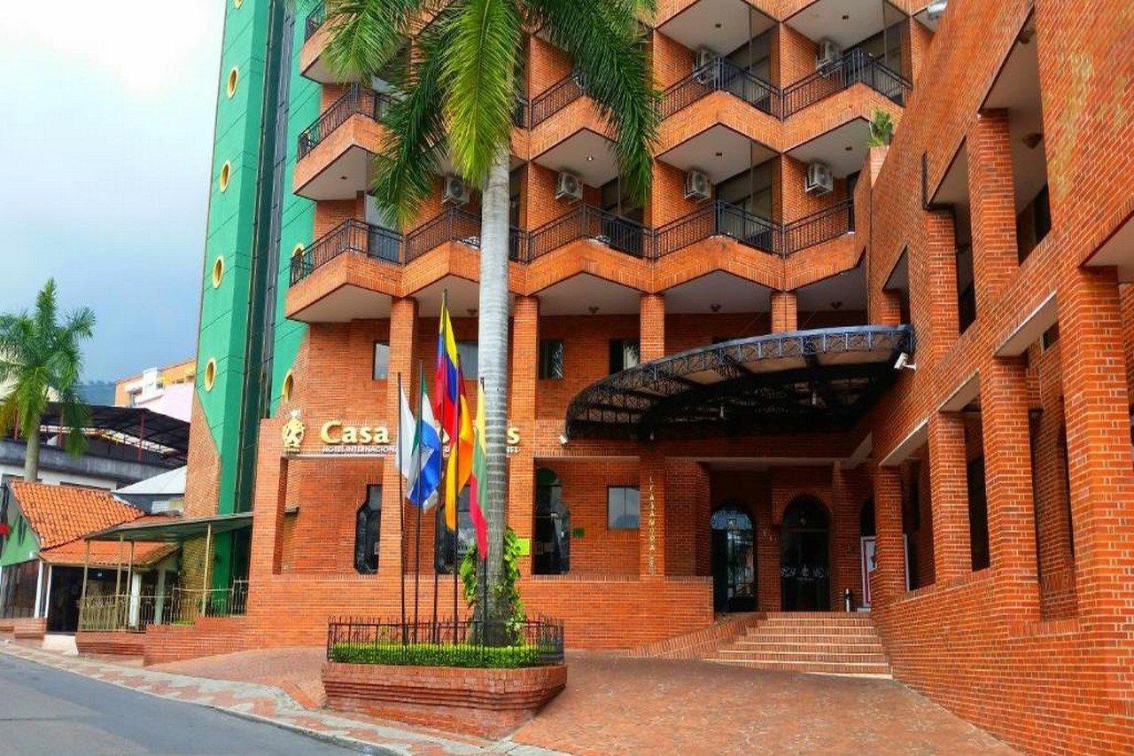 Casa Morales Hotel Internacional Y Centro De Convenciones اباغويه المظهر الخارجي الصورة