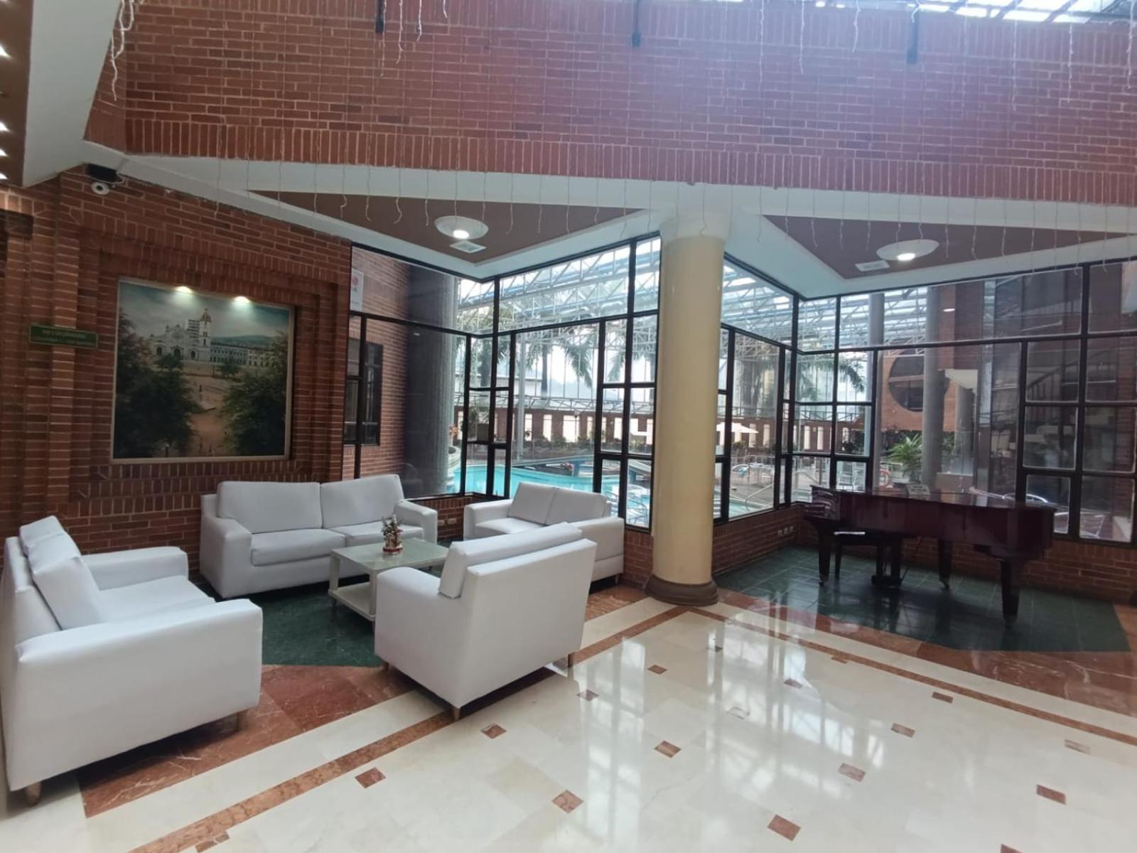 Casa Morales Hotel Internacional Y Centro De Convenciones اباغويه المظهر الخارجي الصورة Lobby