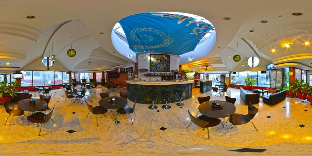 Casa Morales Hotel Internacional Y Centro De Convenciones اباغويه المظهر الخارجي الصورة The interior of the lounge