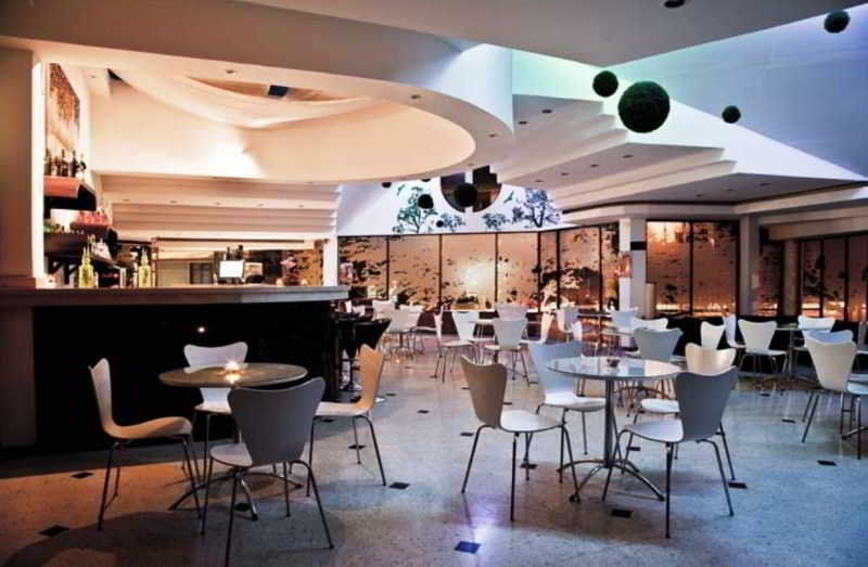 Casa Morales Hotel Internacional Y Centro De Convenciones اباغويه المظهر الخارجي الصورة The interior of the restaurant