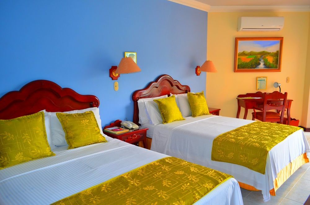 Casa Morales Hotel Internacional Y Centro De Convenciones اباغويه المظهر الخارجي الصورة