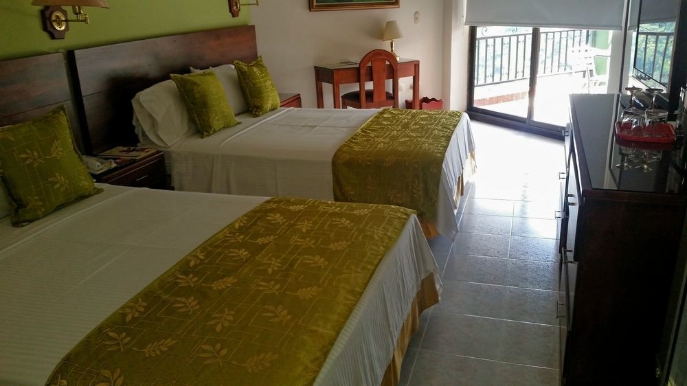 Casa Morales Hotel Internacional Y Centro De Convenciones اباغويه المظهر الخارجي الصورة
